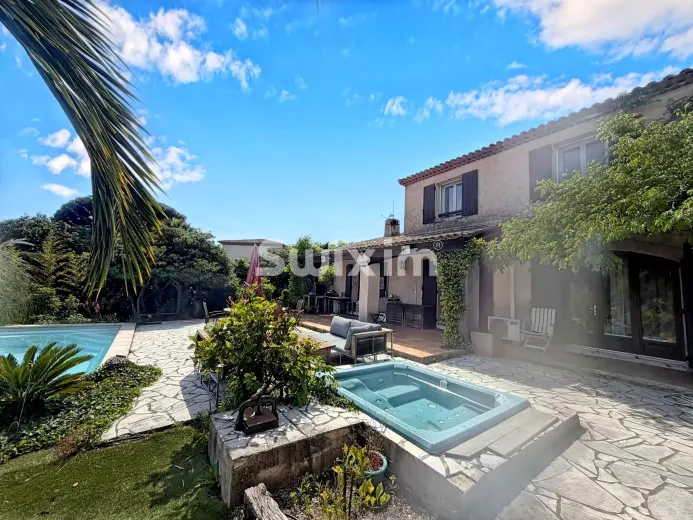 Maison à vendre à Gassin (13)