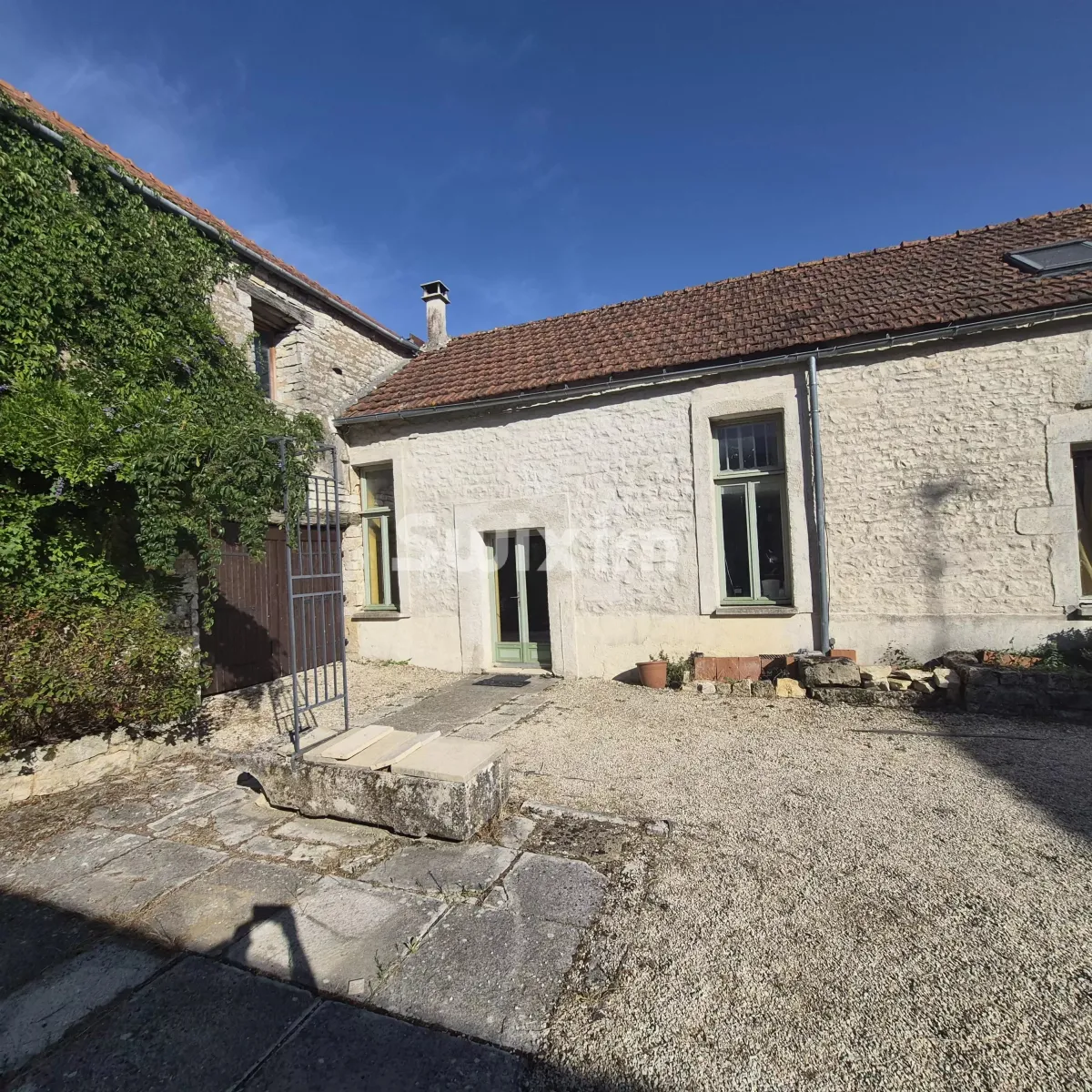 Haus zu verkaufen in Noyers - Smart Propylaia (37)