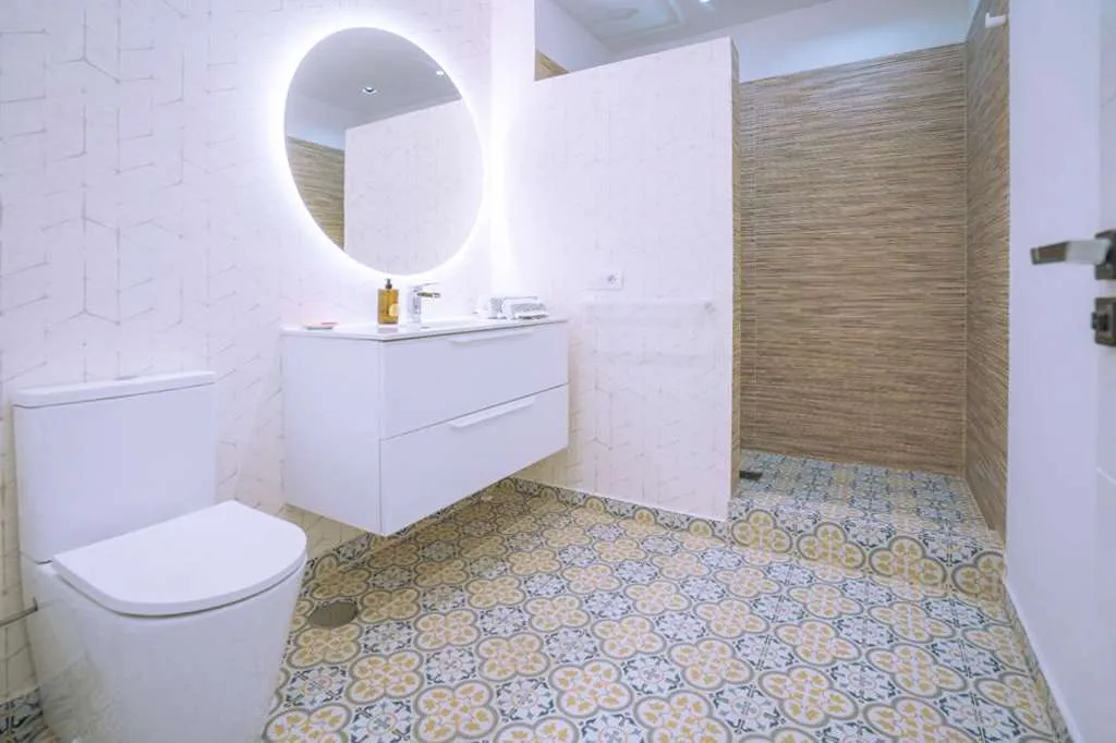 House for sale in Adeje - Stunning villa with swimming pool near the sea - Smart Propylaia (12)
