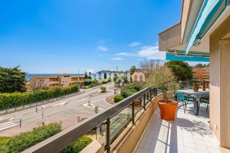 Appartement à vendre à Cavalaire-Sur-Mer (3)
