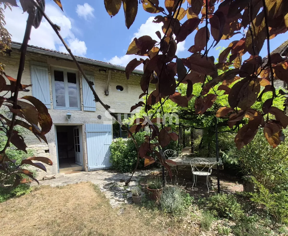 Maison à vendre à Noyers - Deux Maisons de caractère réunies par une véranda de 60 m² - Smart Propylaia (3)