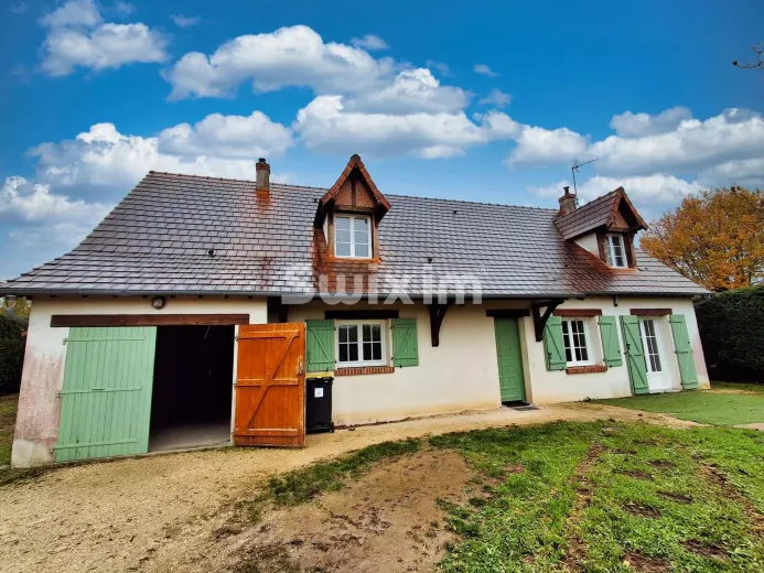 Casa in vendita a Cande-Sur-Beuvron