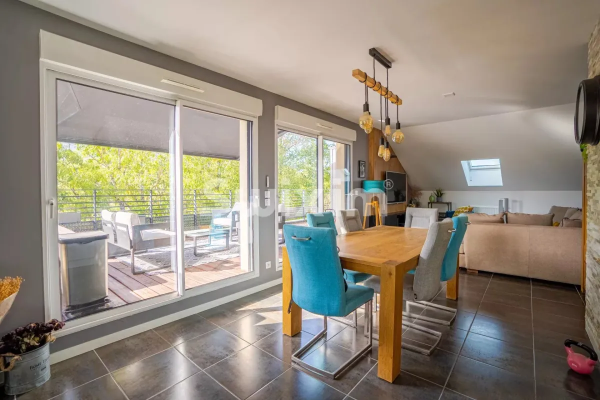 Appartement à vendre à Chevry - Appartement T4 de 132m2 avec terrasse de 28m2, parkings et cellier! - Smart Propylaia (6)
