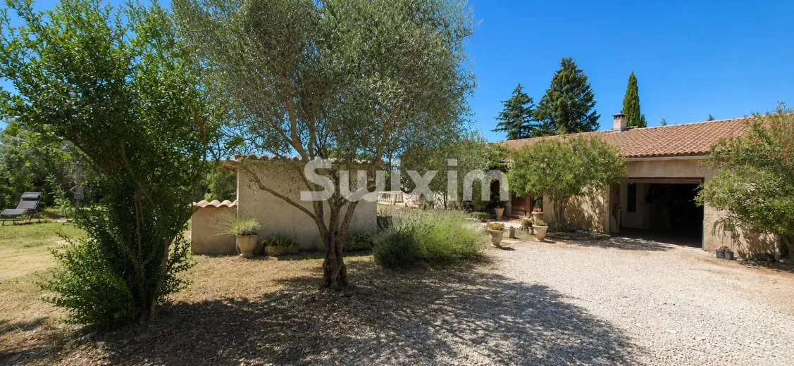 Villa zu verkaufen in Valreas, 5 Zimmer, 102 m2