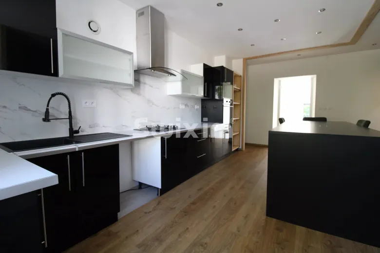 Haus zu verkaufen in Lavans-Les-Saint-Claude (17)
