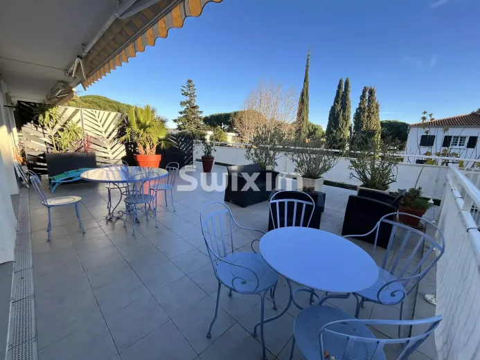 Appartement à vendre à Cavalaire-Sur-Mer (2)