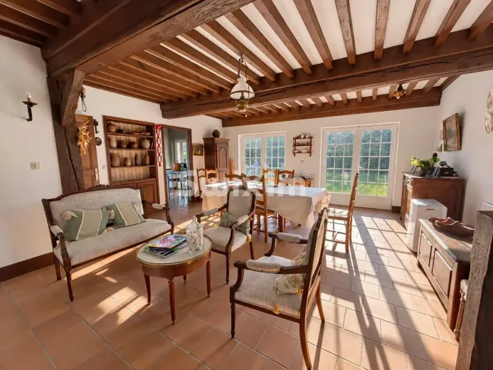 Maison à vendre à La Roche-En-Brenil (32)