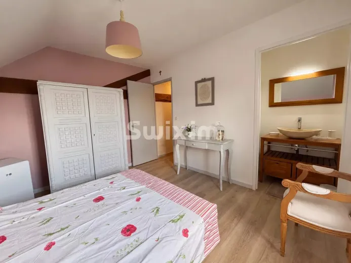 Maison à vendre à La Roche-En-Brenil (40)