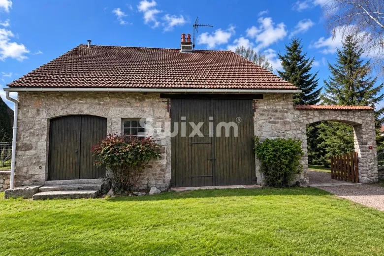 Maison à vendre à La Roche-En-Brenil (44)