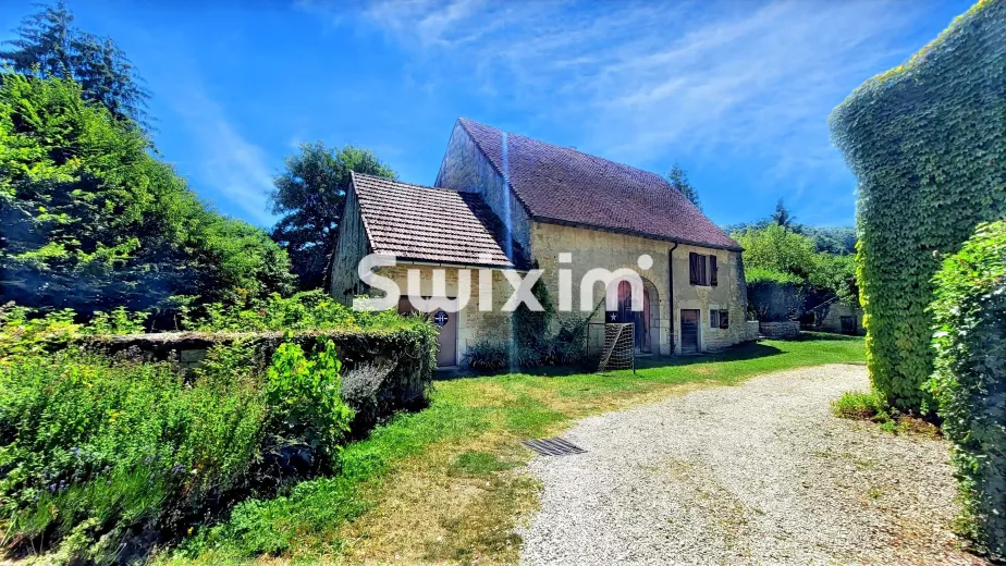Maison à vendre à Lons-Le-Saunier (26)