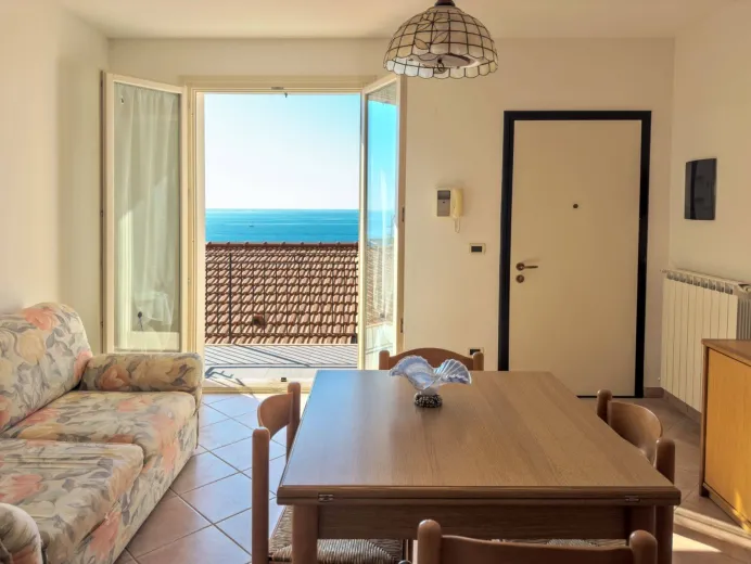 Appartement à vendre à Santo Stefano Al Mare (4)
