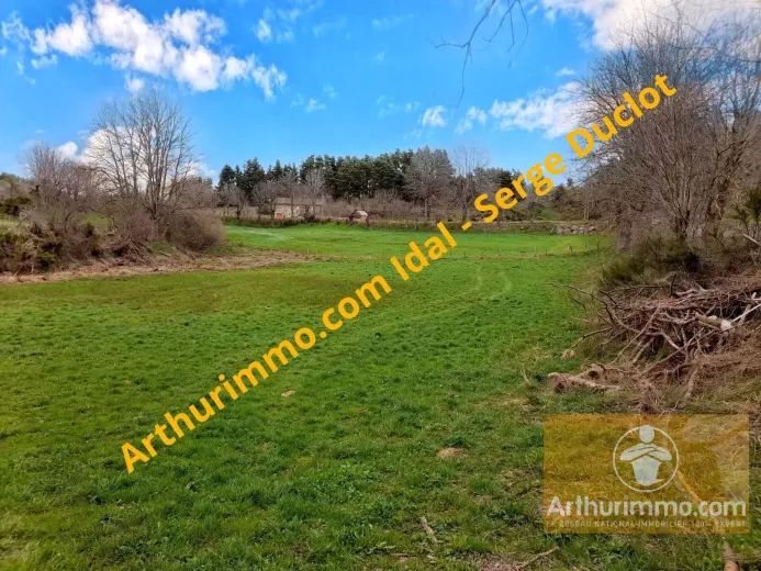 Plot for sale in Les Laubies