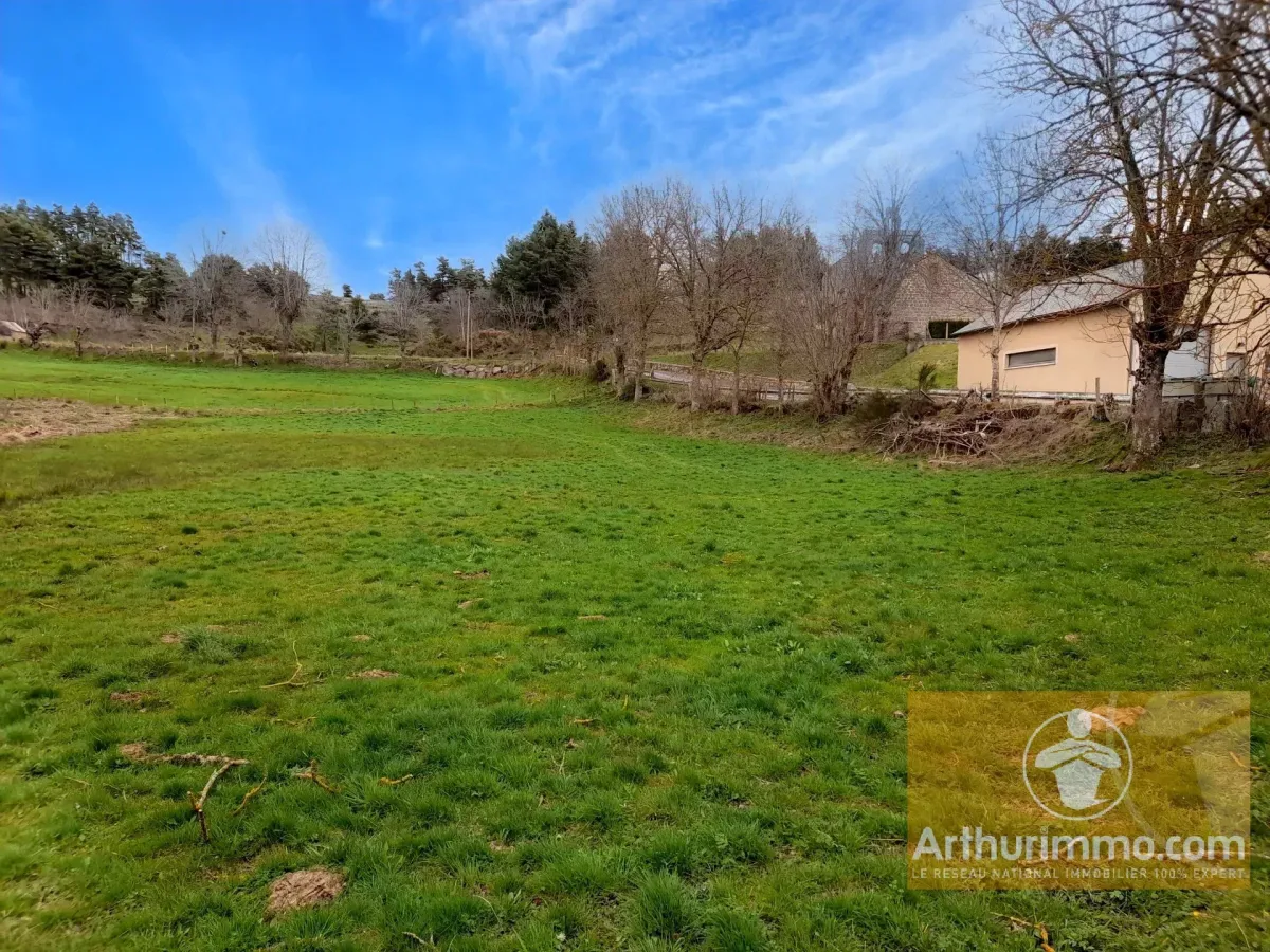 Plot for sale in Les Laubies - Building plot for sale in Les Laubies, 1460 m2 - Smart Propylaia (3)