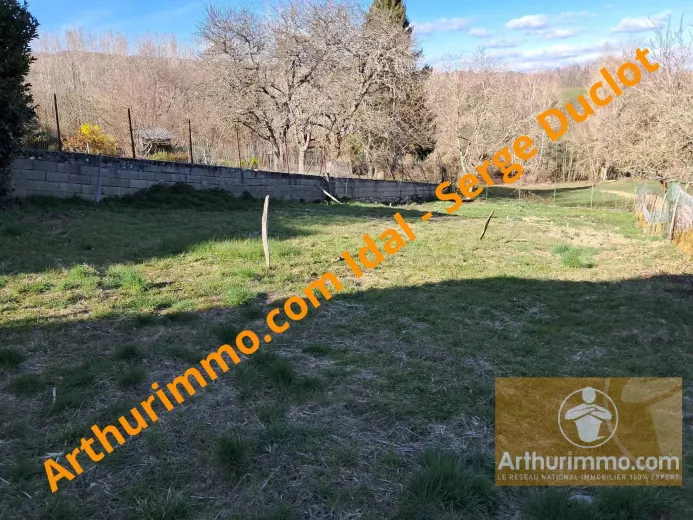 Plot for sale in Saint-Germain-Du-Teil (2)