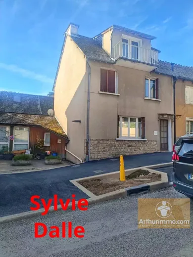 House for sale in Marvejols