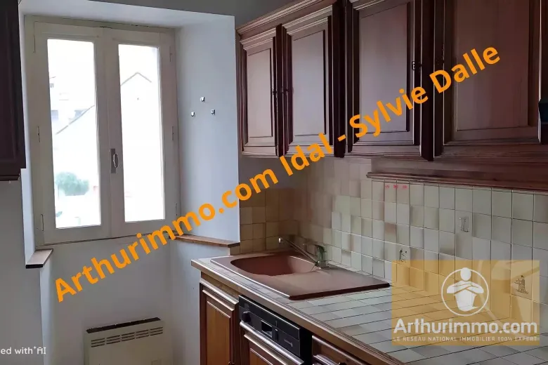 House for sale in Marvejols
