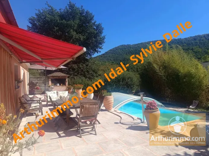 House for sale in Saint-Rome-De-Dolan