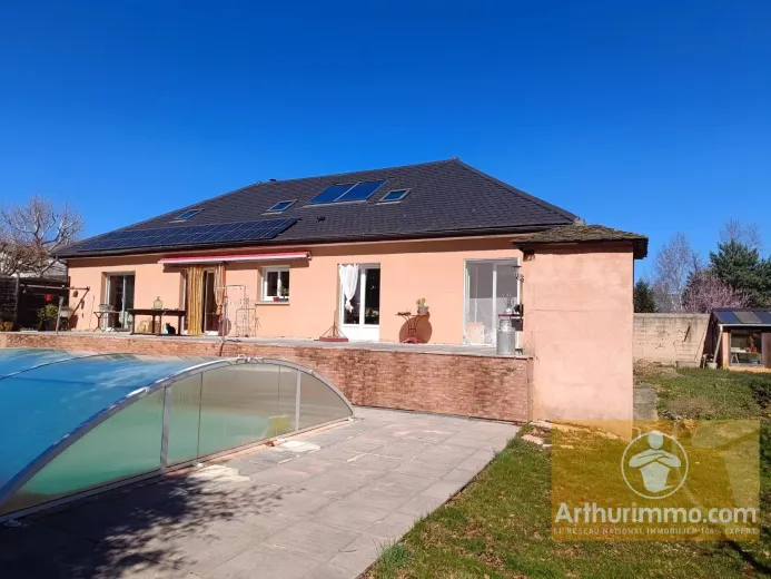 House for sale in Saint-Rome-De-Dolan (2)