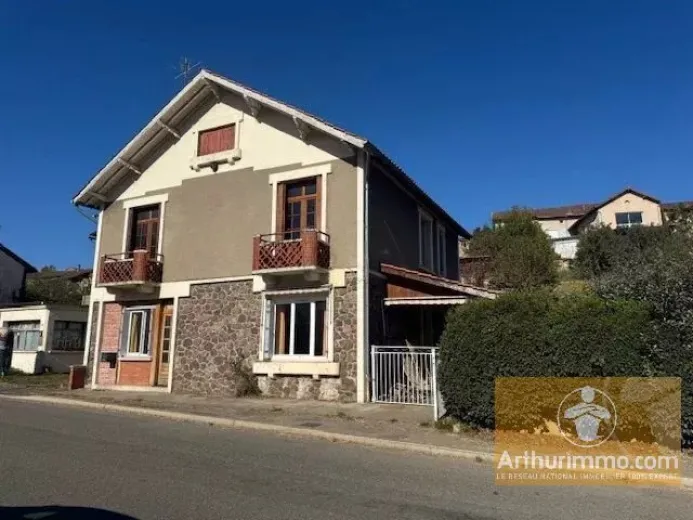 House for sale in Livinhac-Le-Haut