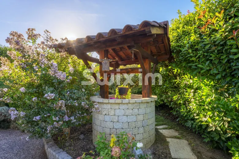 Haus zu verkaufen in Tassin-La-Demi-Lune (31)