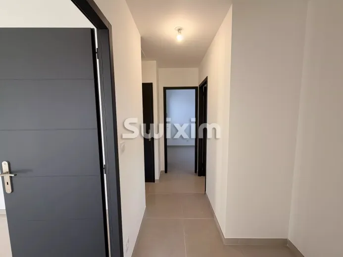 Maison à vendre à Camaret-Sur-Aigues (11)