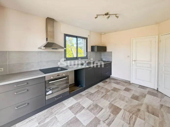 Maison à vendre à Montboucher-Sur-Jabron (5)