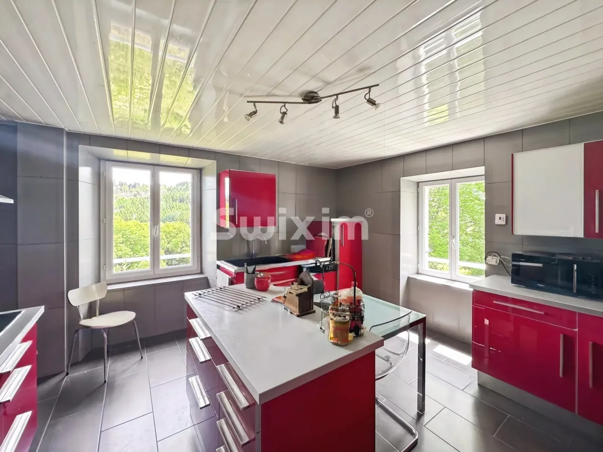 Maison à vendre à Coucouron - Maison de famille en pierre avec gîte, vue dégagée - Smart Propylaia (6)