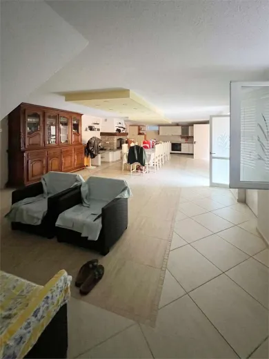 Maison à vendre à Lavena Ponte Tresa (10)