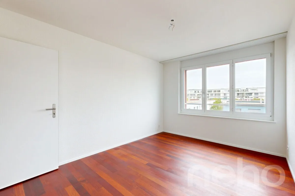 Appartement à vendre à Schlieren - Licht, Raum & Wohnkomfort ? grosszügige 4.5-Zimmer-Wohnung - Smart Propylaia (9)