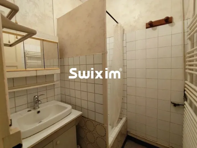 Maison à vendre à Saint-Montan (17)