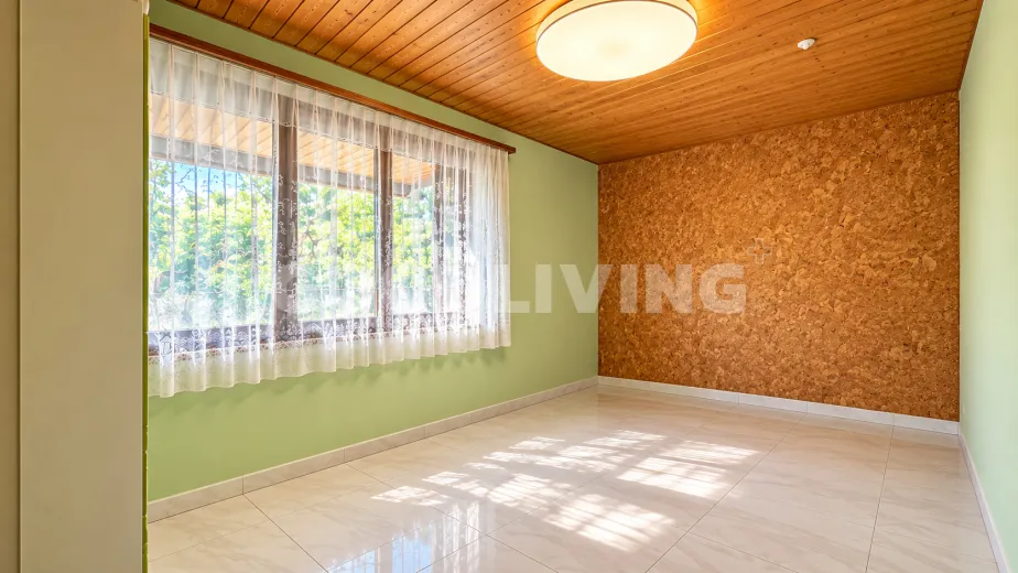 Haus zu verkaufen in Liedertswil (5)