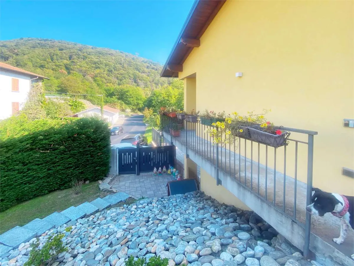 Casa in vendita a Luino - Smart Propylaia (2)