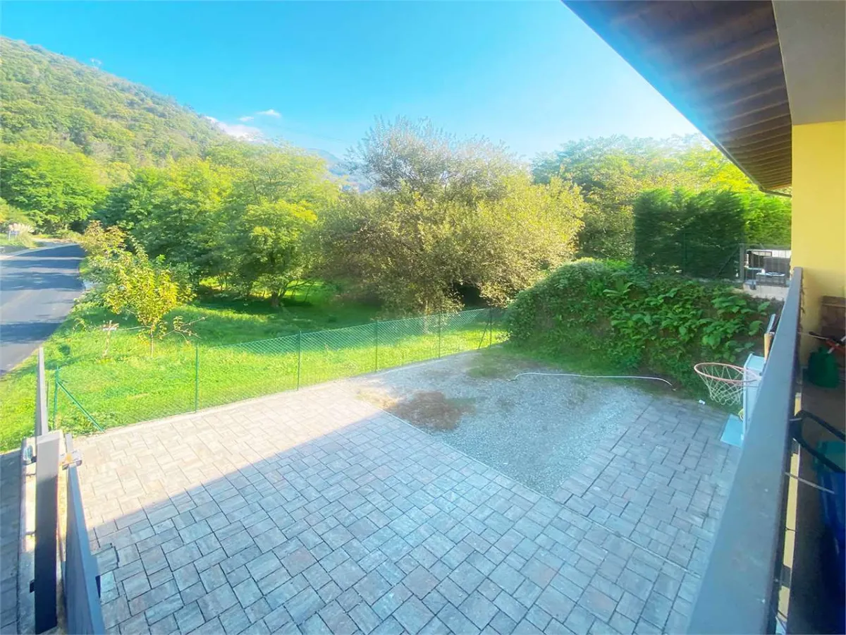 Casa in vendita a Luino - VILLA INDIPENDENTE IN CLASSE A4 CON PISCINA PRIVATA - Smart Propylaia (9)