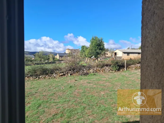 Maison à vendre à Saint-Saturnin-De-Lenne (14)