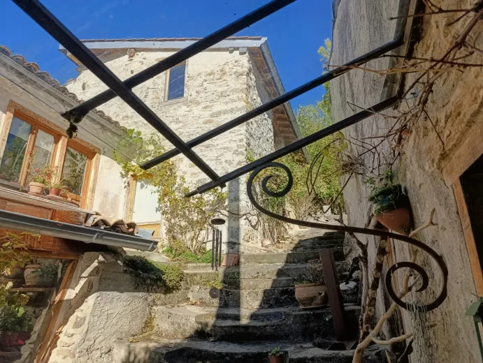 Multiple dwelling for sale in Montsegur (4)