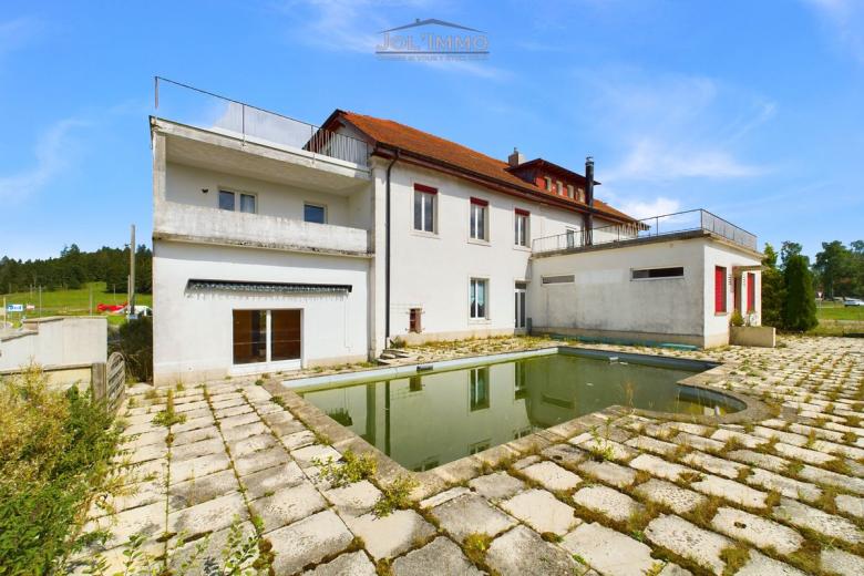 Maison à vendre à Les Emibois - Opportunité Rare : Ancien Hôtel-Restaurant à Transformer - Smart Propylaia (3)