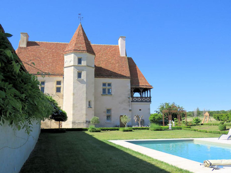 Casa in vendita a La Guerche-sur-l'Aubois