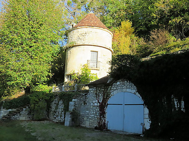 Haus zu verkaufen in Mailly-Le-Chateau - Schloss zu verkaufen in Mailly-Le-Chateau, 14 Zimmer, 450 m2 - Smart Propylaia (3)
