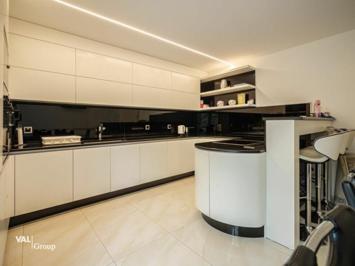 Maison à vendre à Chalais - Maison individuelle à vendre à Chalais, 8.5 pièces - Smart Propylaia (3)