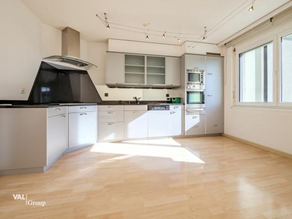 Appartement à louer à Susten (3)