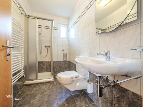 Appartement à louer à Susten (9)