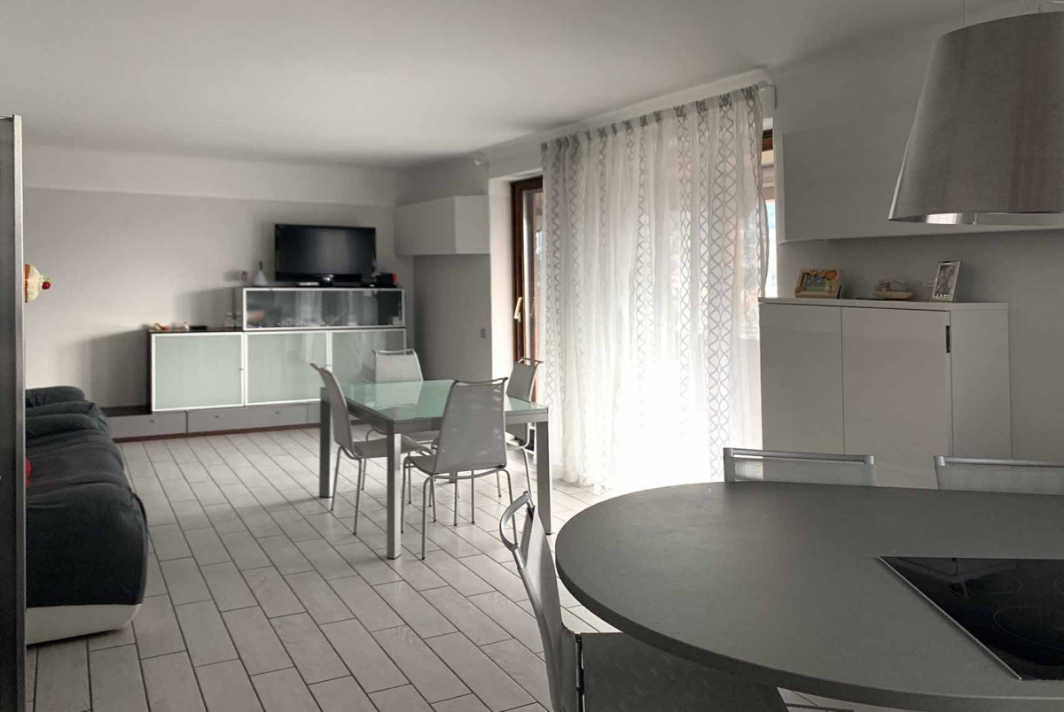 A vendre   Suisse - partenariat avec Smart-Propylaia Portail Immobilier