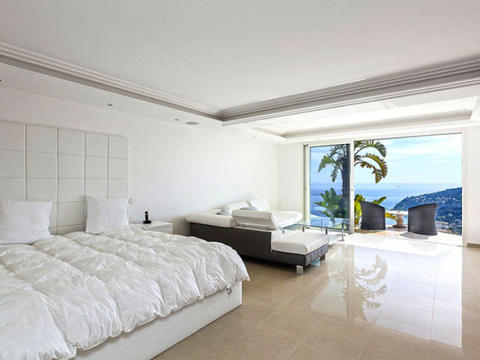 House for sale in Villefranche-sur-Mer - VILLEFRANCHE-SUR-MER - VILLA - 7.0 ROOMS - Smart Propylaia (3)