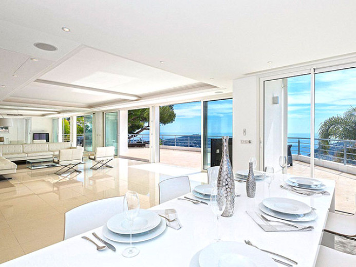 House for sale in Villefranche-sur-Mer - VILLEFRANCHE-SUR-MER - VILLA - 7.0 ROOMS - Smart Propylaia (6)