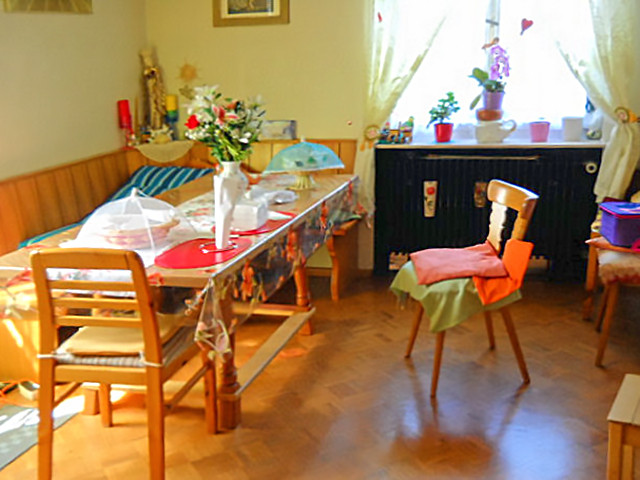 Haus zu verkaufen in Jestetten - Einfamilienhaus zu verkaufen in Jestetten, 9 Zimmer, 360 m2 - Smart Propylaia (3)
