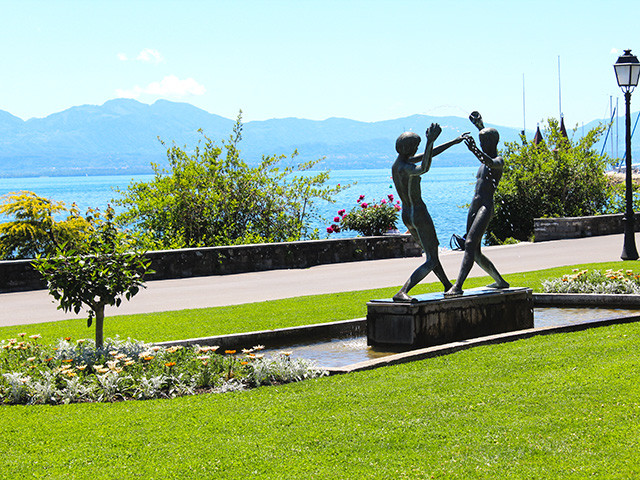 A vendre   Suisse - partenariat avec Smart-Propylaia Portail Immobilier
