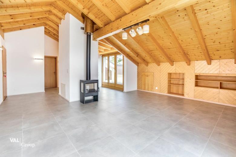 In vendita Niedergesteln Appartamento mansardato Svizzera - collaborazione con il portale immobiliare Smart-Propylaia
