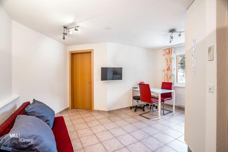 Wohnung zu verkaufen in Saas-Grund - Helle Wohnung mit Bergpanorama und Charme - Smart Propylaia (3)