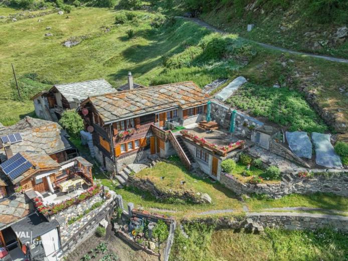 For sale Saas-Balen Apartment Switzerland - cChic-immoHub your real estate portal