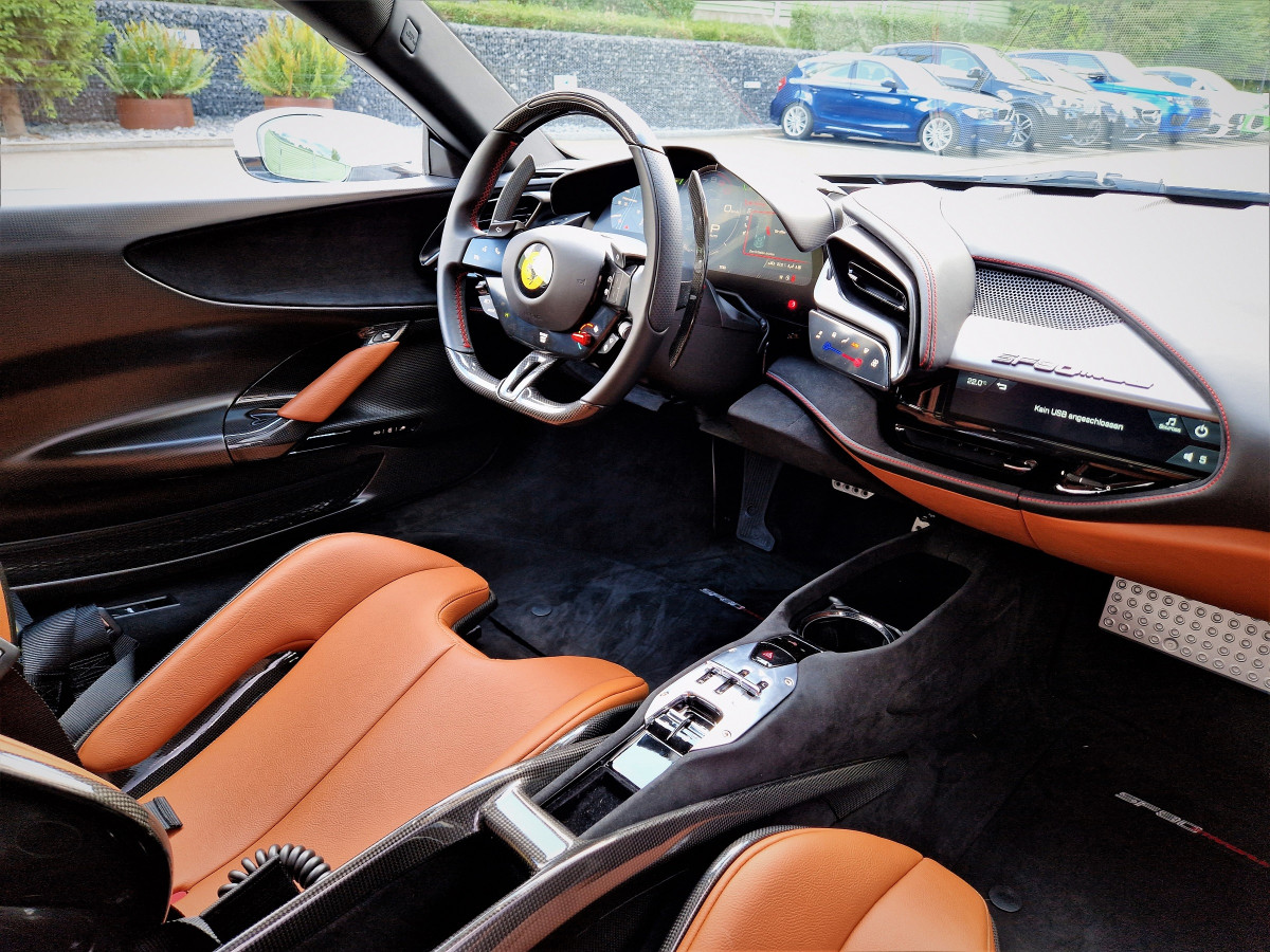 Ferrari SF90 Stradale zu verkaufen - Smart Propylaia (5)